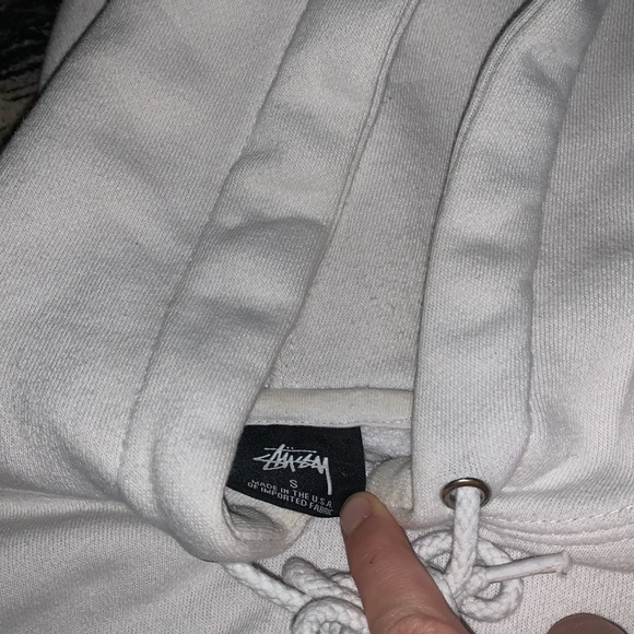 used like new international stüssy hoodie weighs almost 2 ponds (rare) - Picture 3 of 5